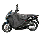 Coprigambe Termoscud R082X, un coprigambe impermeabile e termico. Utilizzato su scooter. Di Tucano Urbano.
